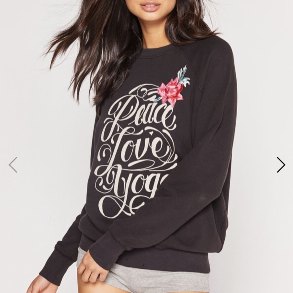 NWD SG Peace Love Yoga Classic Crew Sweatshirt SML